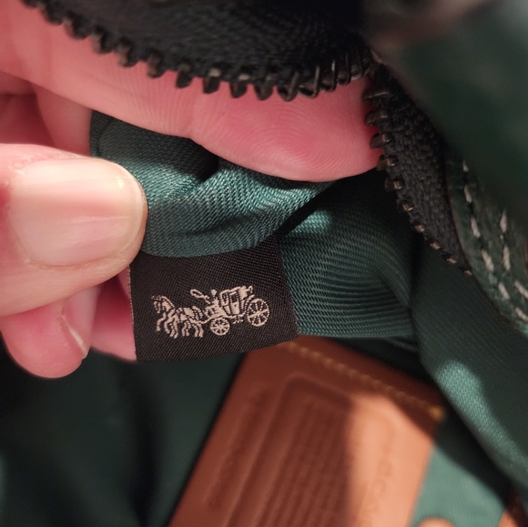 Coach Green Leather Shoulder Bag - Picture 6 of 7